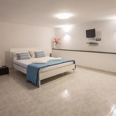 Διαμέρισμα Aquamarine Μολφέττα